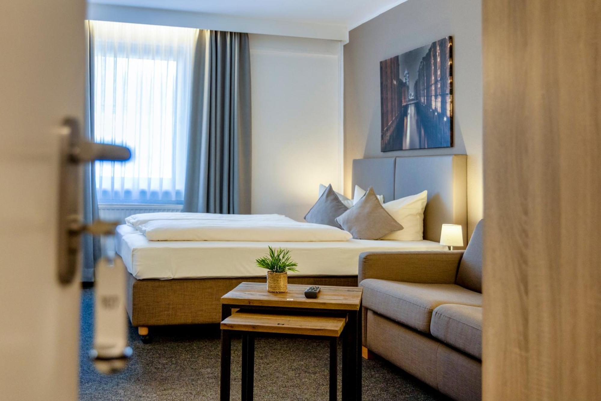 Comfort Triple Room